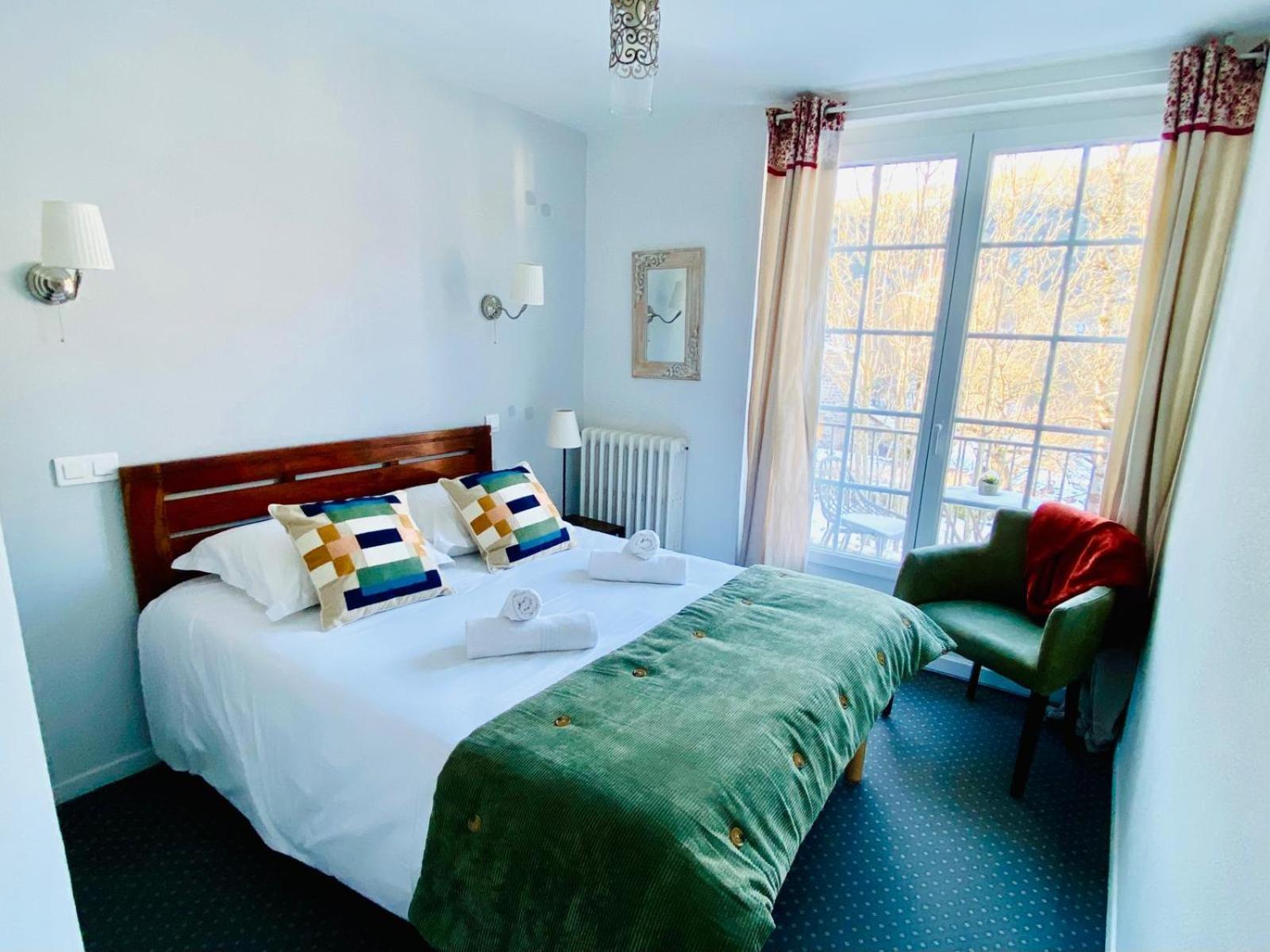 Hotel Restaurant Du Plomb Du Cantal ミュラ エクステリア 写真