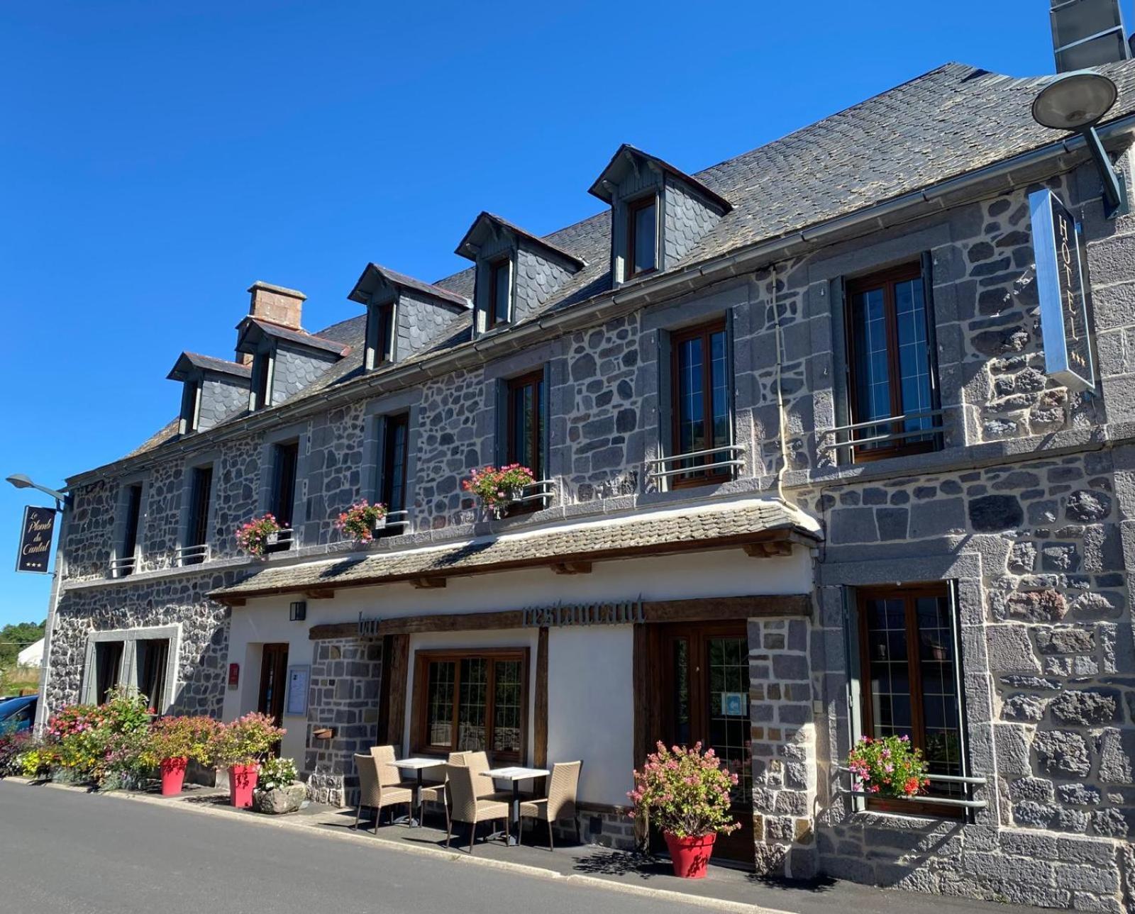 Hotel Restaurant Du Plomb Du Cantal ミュラ エクステリア 写真